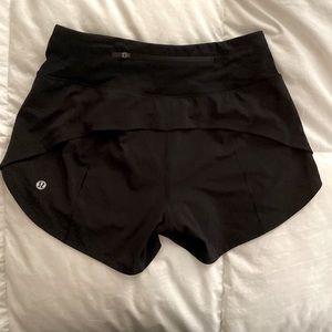 Lululemon size 2 speed ups